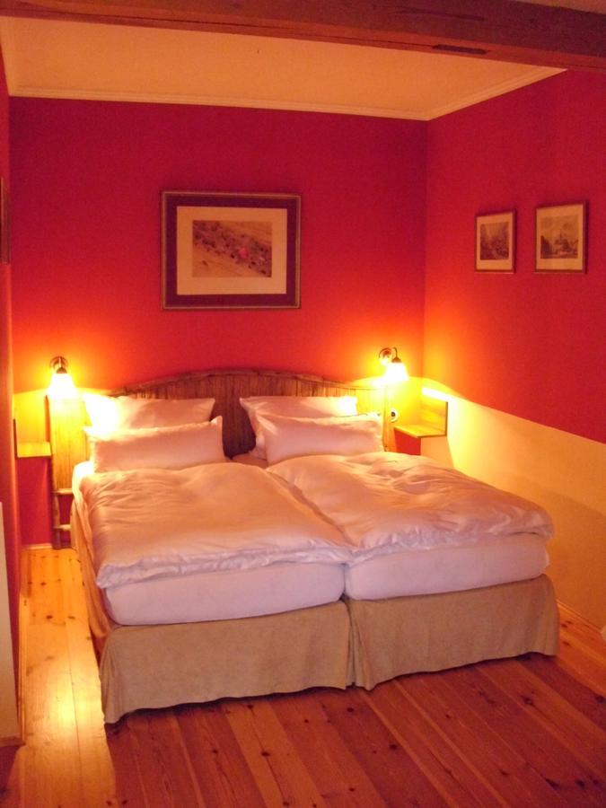 Landhotel Gut Greifhof Heiligenberg Bagian luar foto